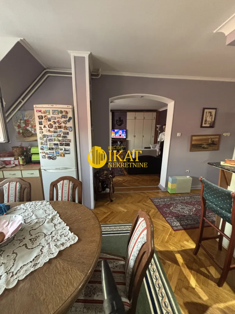 Sale, three bedroom apartment, 112m², Zemun Sve Podlokacije, Beograd