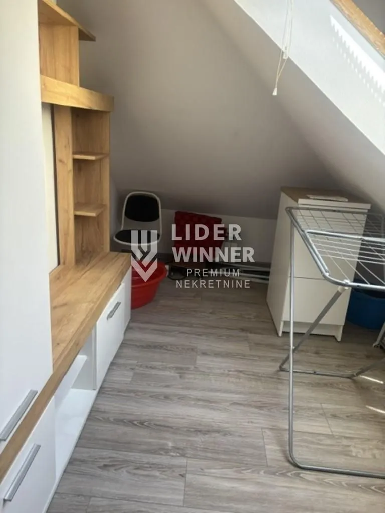 Izdavanje, dvosoban stan, 65m², Čukarica, Beograd