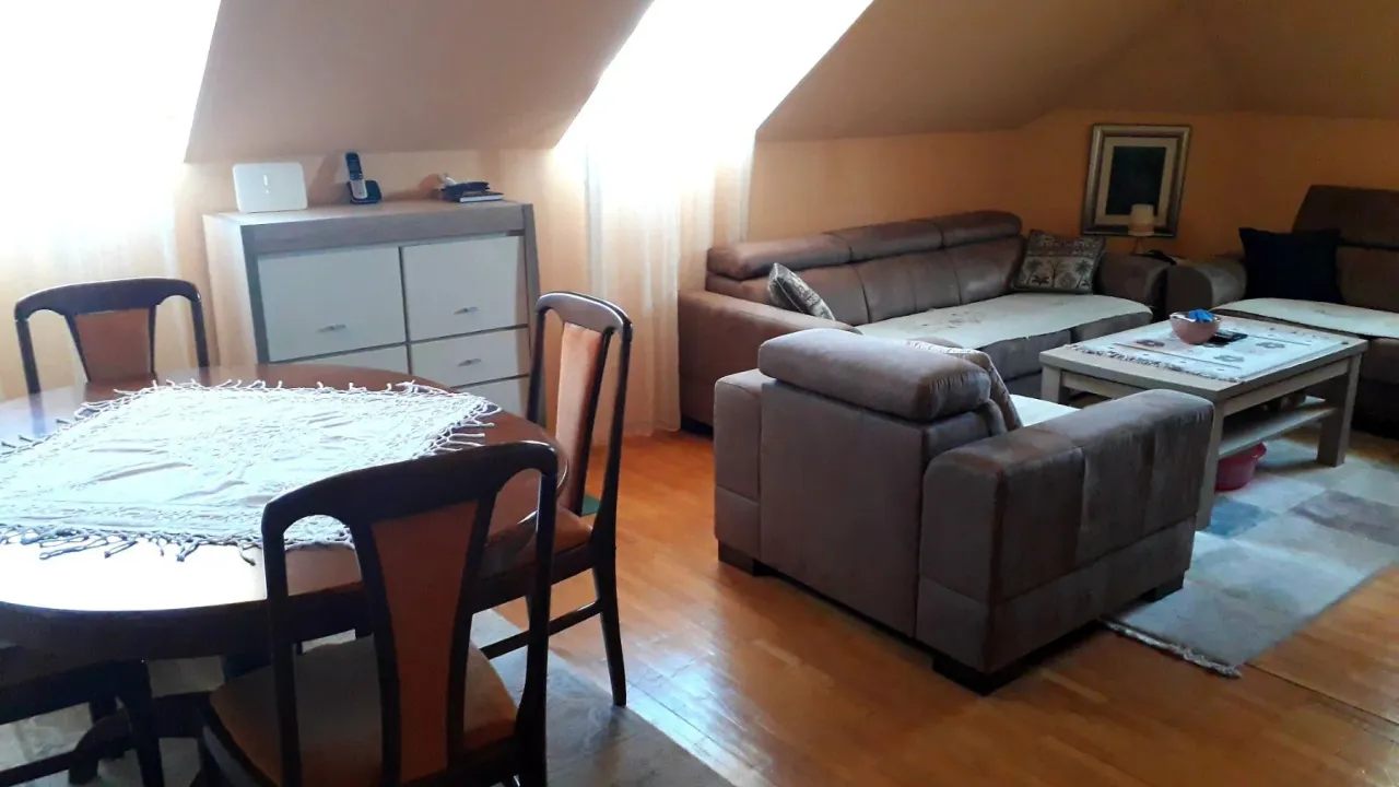 Sale, apartment, 72m², Cetinje, Crna Gora