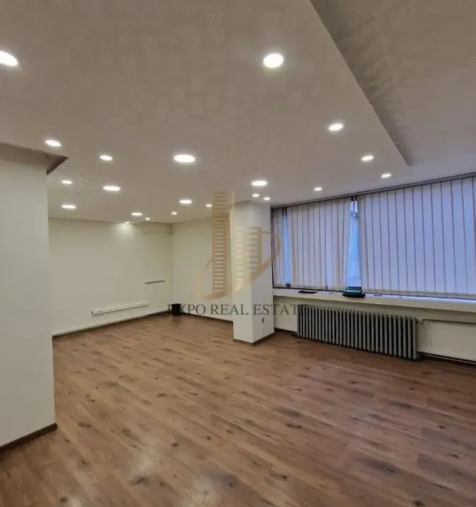 Sale, office space, 315m², Palilula Sve Podlokacije, Beograd