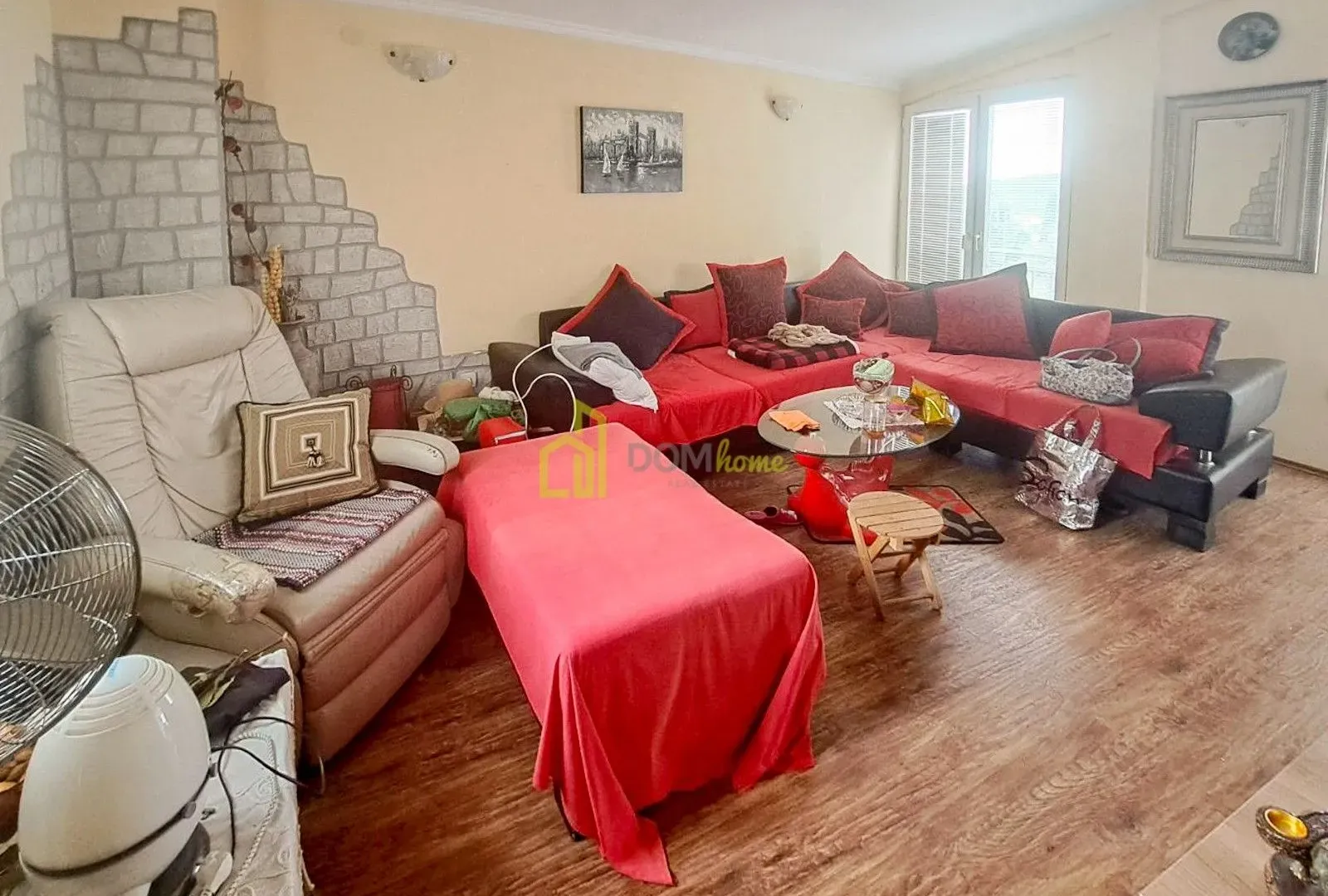 Sale, one bedroom apartment, 100m², Sutomore, Bar