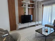 Izdavanje, dvosoban stan, 74m², Tivat, Crna Gora - image 1