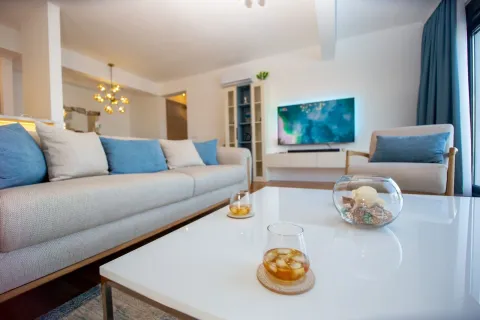 Rent, house, 250m², Budva, Crna Gora - image 17
