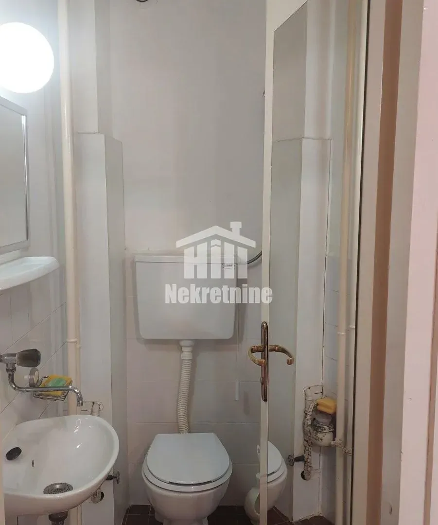 Prodaja, trosoban stan, 103m², Čukarica, Beograd