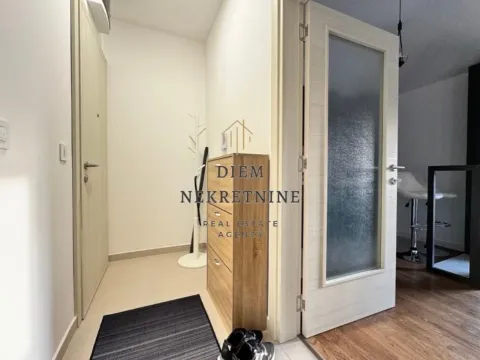 Rent, one bedroom apartment, 50m², Zagorič, Podgorica - image 5