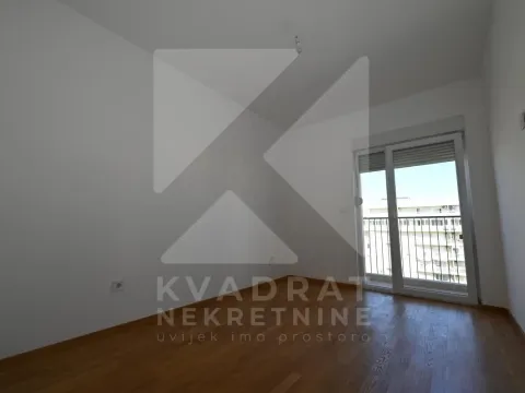 Rent, two bedroom apartment, 65m², Stari Aerodrom, Podgorica - image 5