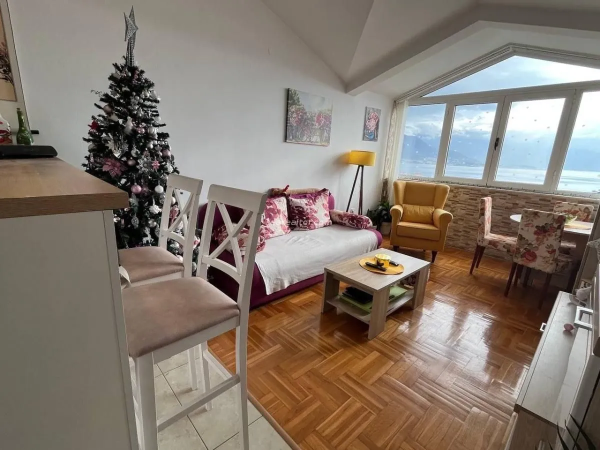 Prodaja, jednosoban stan, 38m², Bijela, Herceg Novi