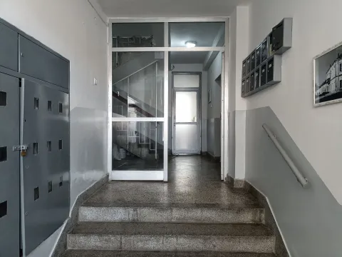 Prodaja, dvosoban stan, 75m², Centar, Podgorica - image 20