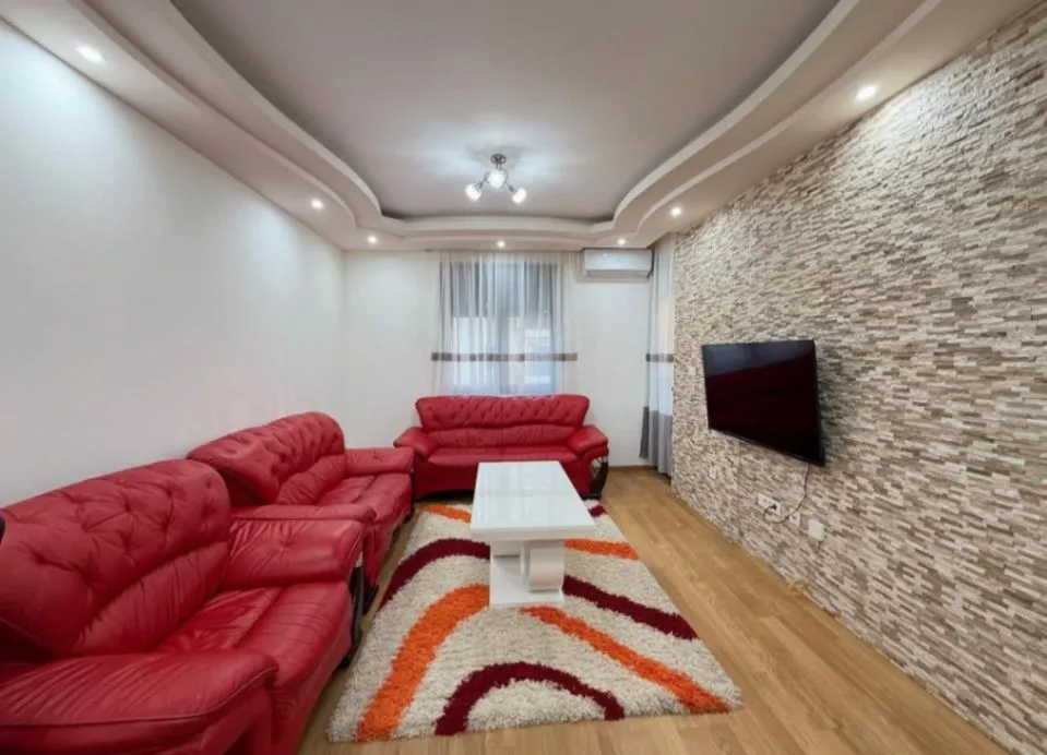 Izdavanje, jednosoban stan, 49m², City Kvart, Podgorica