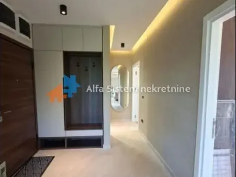 Izdavanje, trosoban stan, 82m², Zeleno Brdo, Zvezdara Sve Podlokacije - image 14