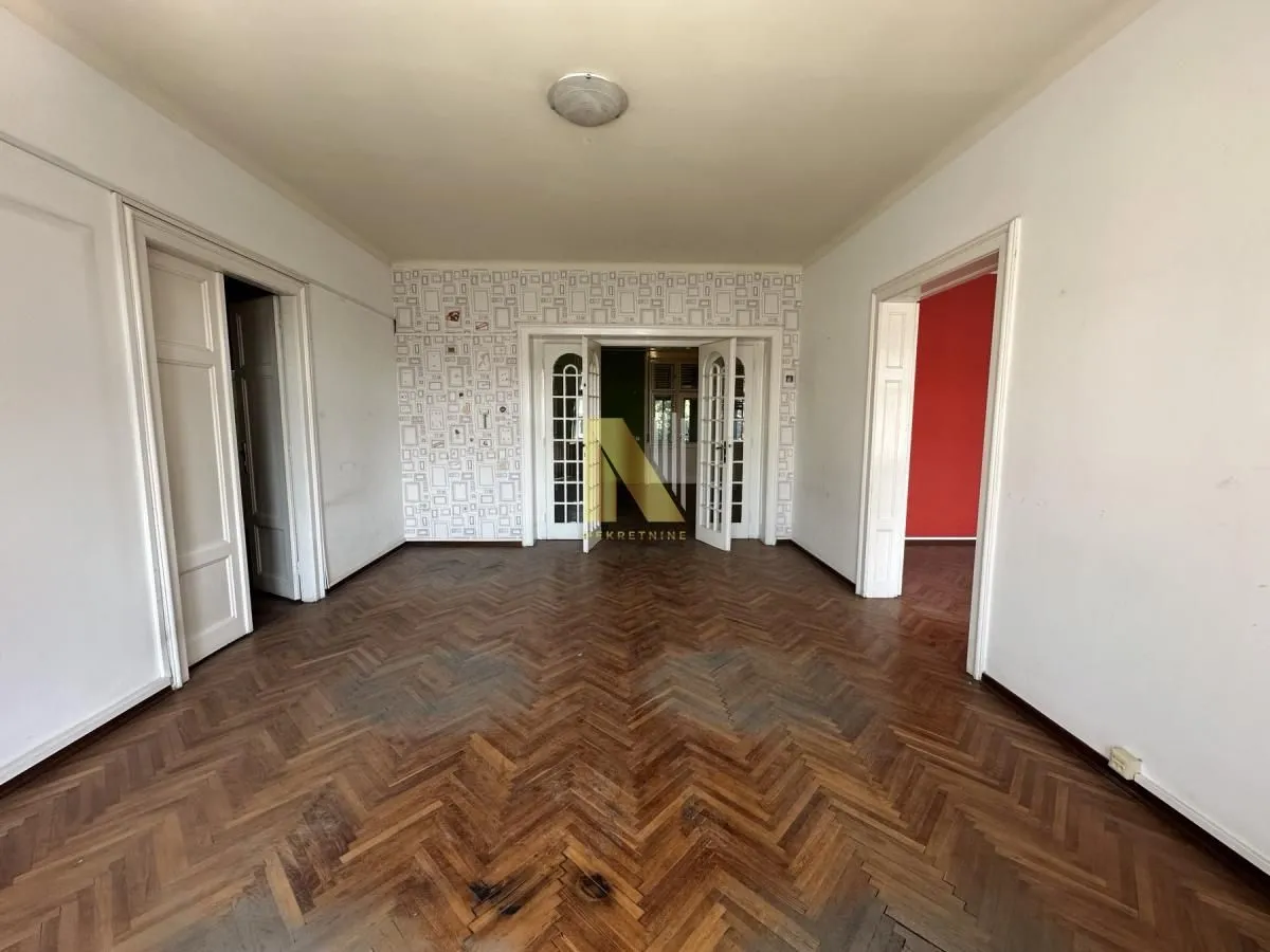 Rent, four bedroom apartment, 163m², Centar, Novi Sad