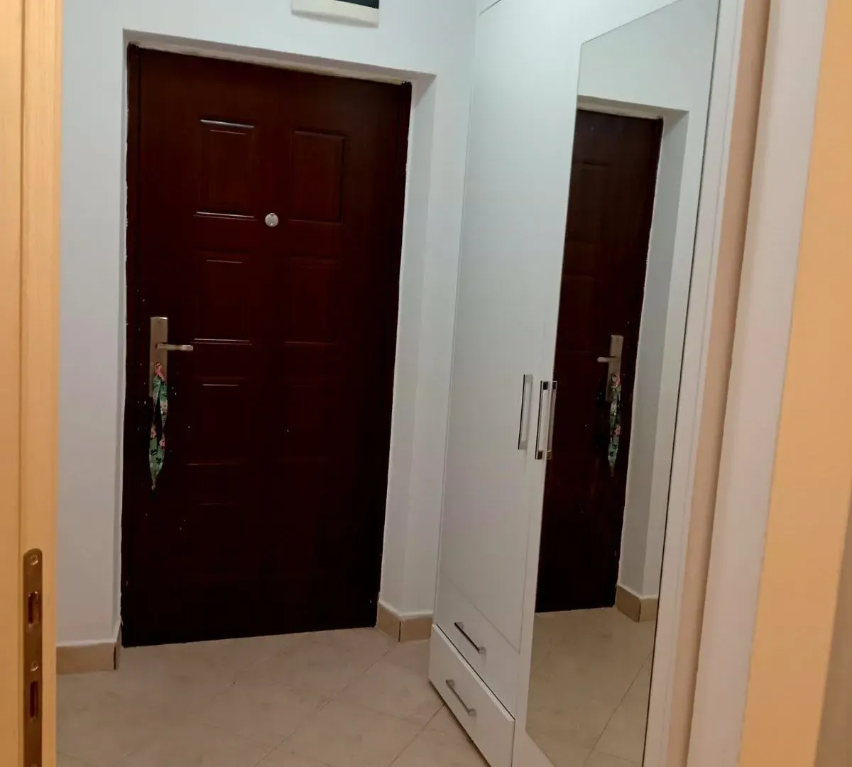 Izdavanje, jednosoban stan, 35m², City Kvart, Podgorica
