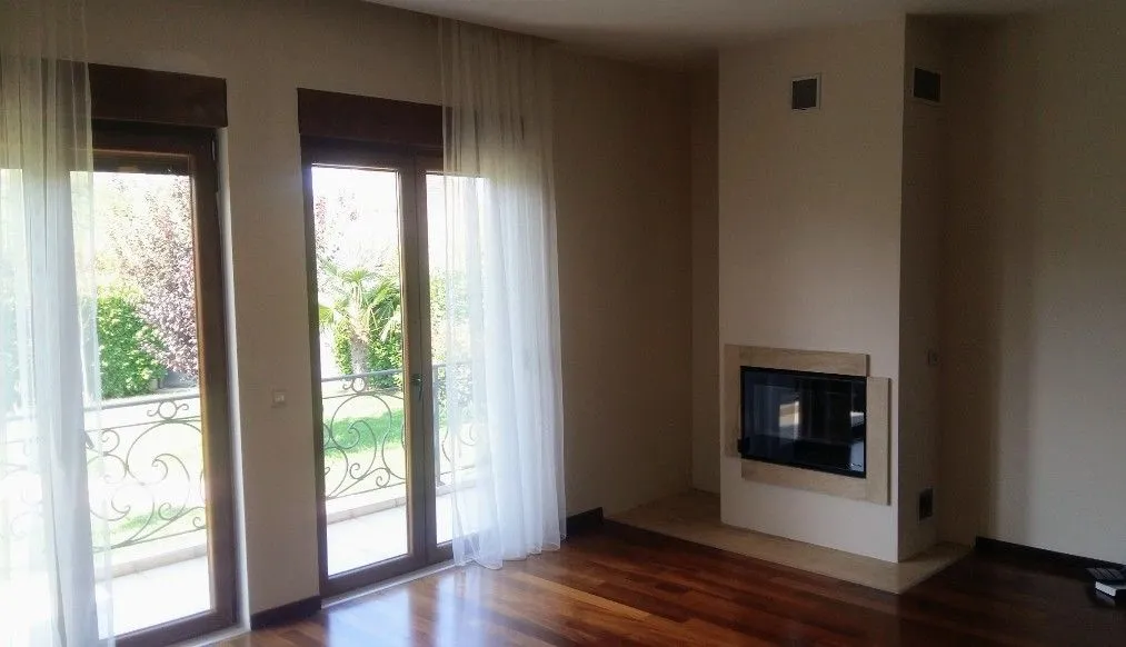 Rent, house, 262m², Zabjelo, Podgorica