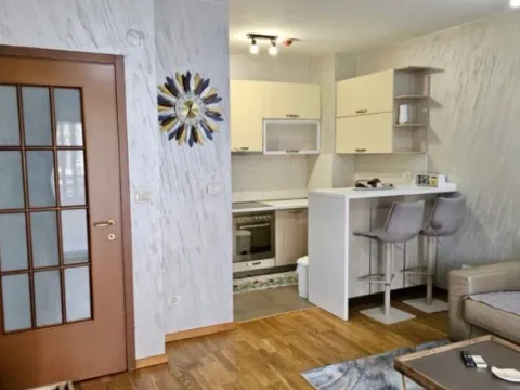 Izdavanje, jednosoban stan, 51m², City Kvart, Podgorica - image 3