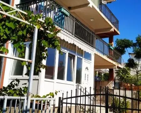 Rent, one bedroom apartment, 45m², Sutomore, Bar - image 2