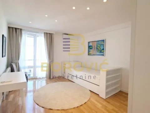 Izdavanje, stan, 150m², Senjak, Beograd - image 8