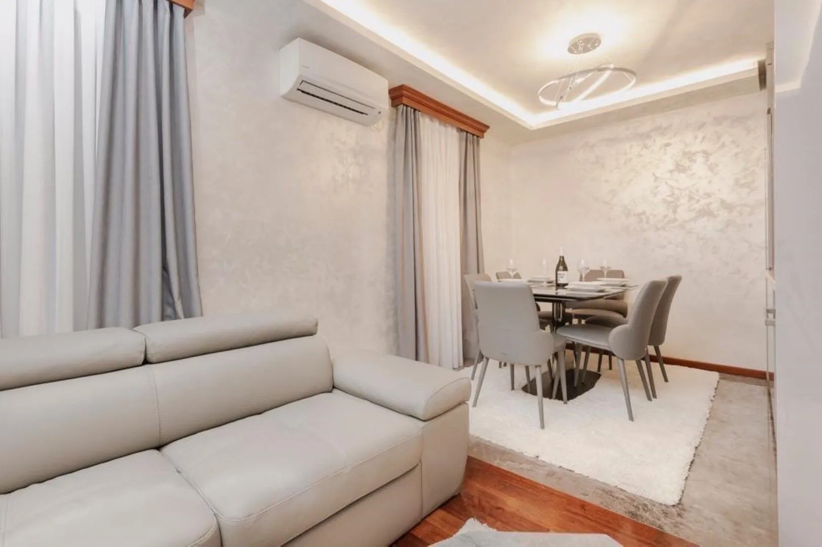 Prodaja, jednosoban stan, 37m², Stari Grad Kotor, Kotor