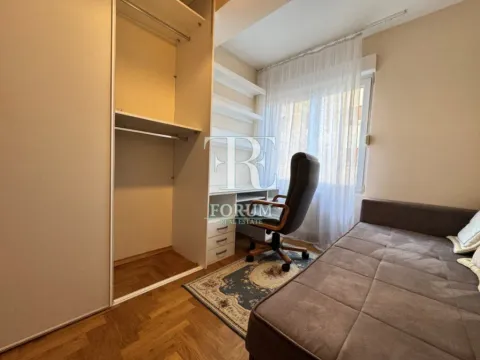 Rent, two bedroom apartment, 80m², Preko Morače, Podgorica - image 10
