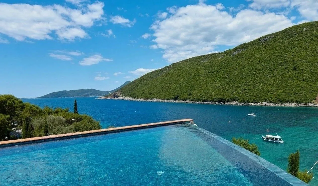 Sale, house, 800m², Žanjice, Herceg Novi