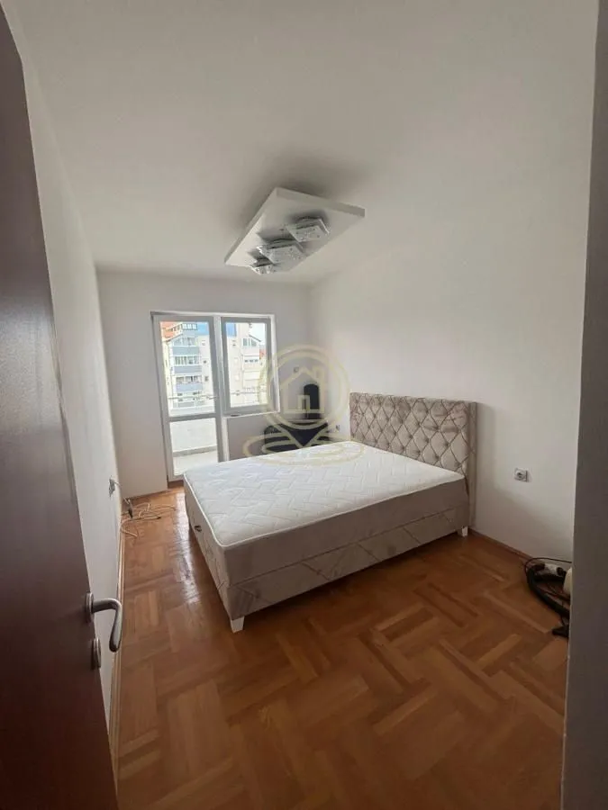 Prodaja, jednosoban stan, 42m², Pantelej, Niš