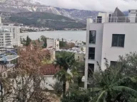 Rent, three bedroom apartment, 90m², Bečići, Budva - image 9