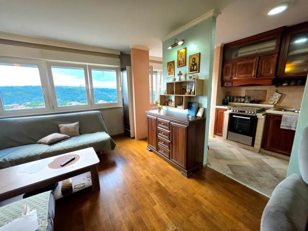 Sale, two bedroom apartment, 66m², Kanarevo Brdo, Beograd