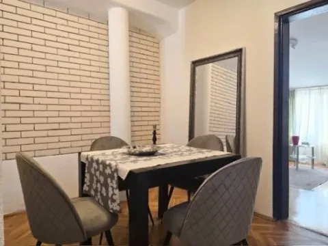 Prodaja, dvosoban stan, 75m², Centar, Podgorica - image 5