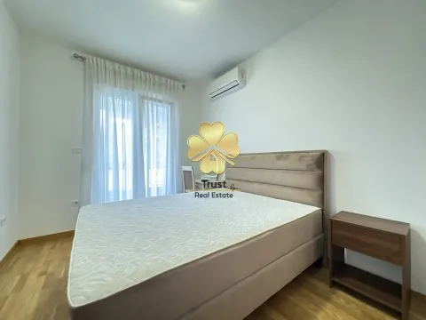 Izdavanje, dvosoban stan, 85m², City Kvart, Podgorica - image 12