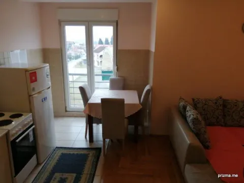 Prodaja, jednosoban stan, 48m², Stari Aerodrom, Podgorica - image 3