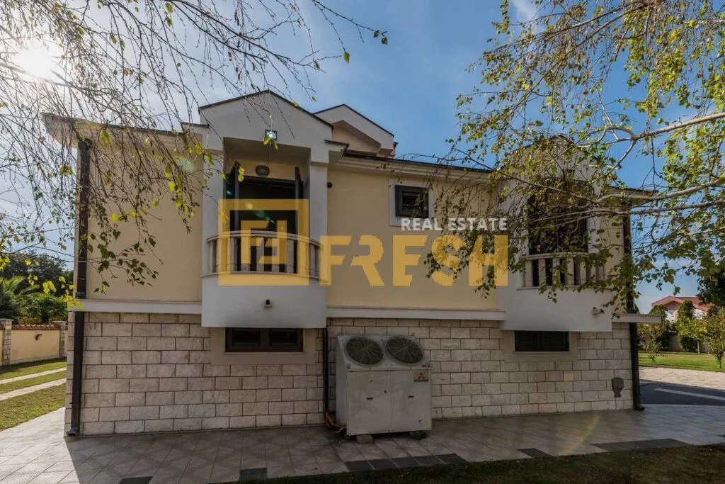 Rent, house, 370m², Zabjelo, Podgorica
