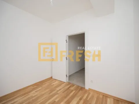 Prodaja, dvosoban stan, 64m², Centar, Podgorica - image 7
