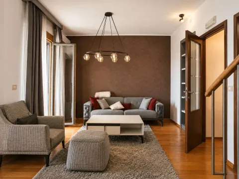 Rent, two bedroom apartment, 140m², City Kvart, Podgorica - image 1