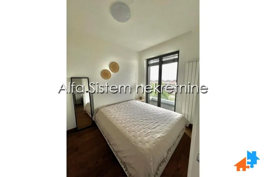 Izdavanje, dvosoban stan, 50m², Stari Grad, Beograd