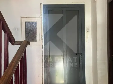 Sale, studio apartment, 32m², Centar, Podgorica - image 11
