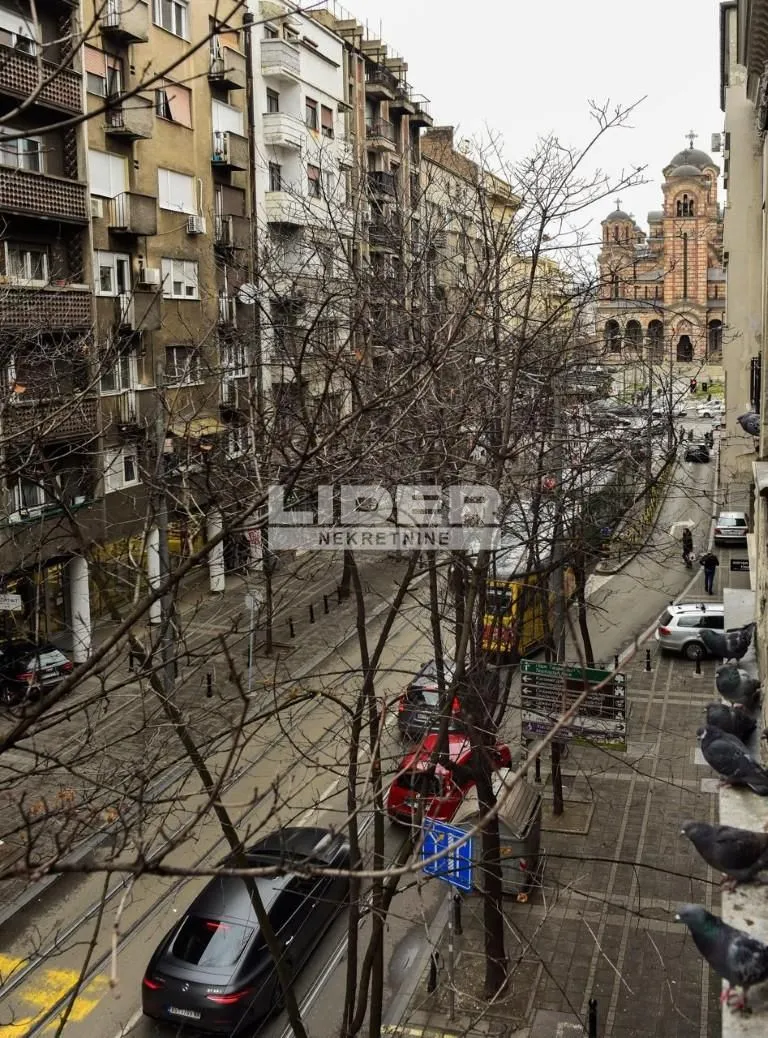 Prodaja, trosoban stan, 86m², Cvetni Trg, Vračar Sve Podlokacije