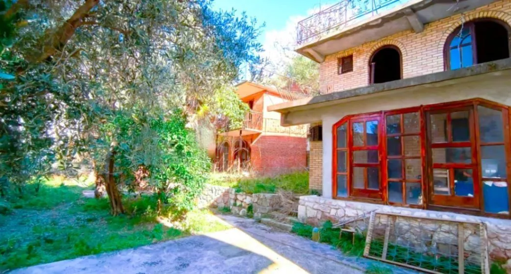 Sale, house, 332m², Sutomore, Bar