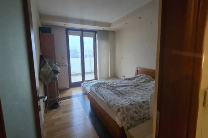 Sale, three bedroom apartment, 135m², Slavija, Vračar Sve Podlokacije