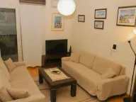 Izdavanje, dvosoban stan, 50m², Centar, Budva - image 13