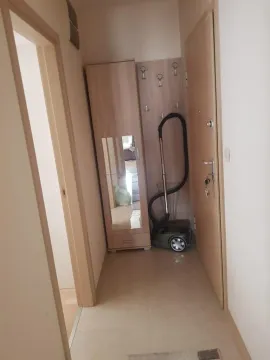 Izdavanje, jednosoban stan, 52m², City Kvart, Podgorica - image 10