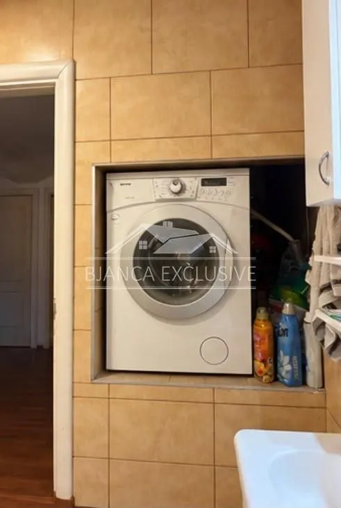 Prodaja, dvosoban stan, 46m², Vračar Hram, Vračar Sve Podlokacije