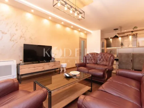 Izdavanje, dvosoban stan, 69m², Master Kvart, Podgorica - image 3