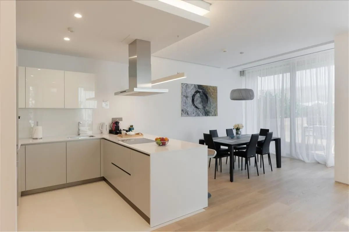 Prodaja, trosoban stan, 214m², Budva, Crna Gora