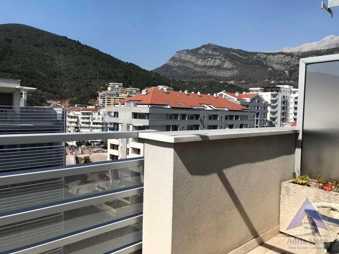 Rent, one bedroom apartment, 55m², Rozino, Budva