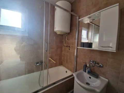 Rent, two bedroom apartment, 58m², Budva, Crna Gora - image 3