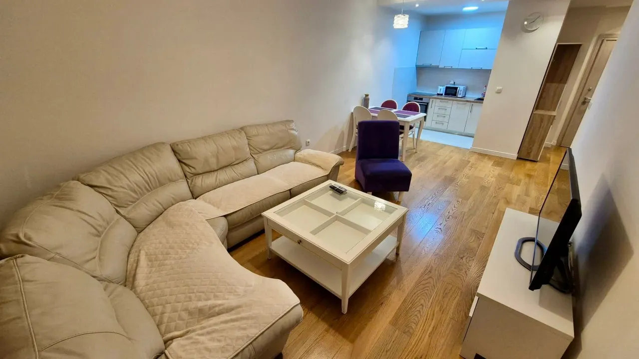 Rent, one bedroom apartment, 48m², Centar, Bar