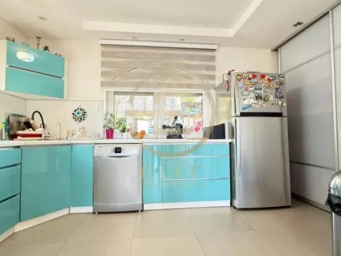 Prodaja, kuća, 273m², Petrovaradin, Novi Sad - image 11