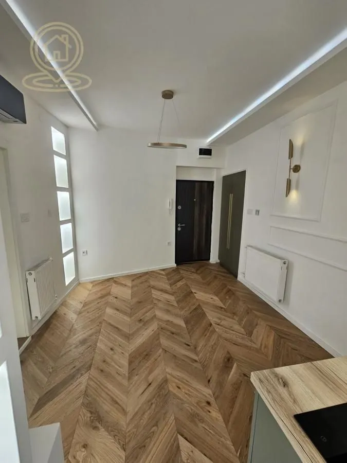 Prodaja, jednosoban stan, 21m², Centar, Novi Sad