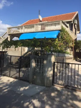 Prodaja, kuća, 230m², Krimovica, Kotor - image 3