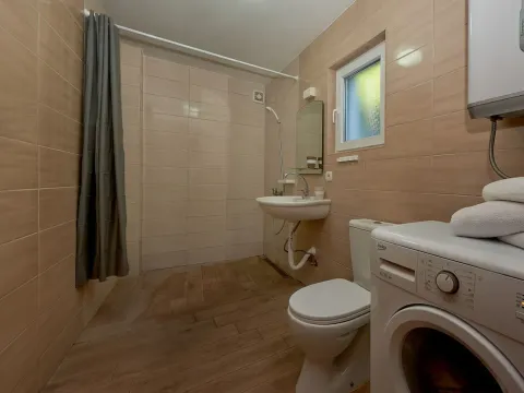 Prodaja, kuća, 75m², Buljarica, Budva - image 2