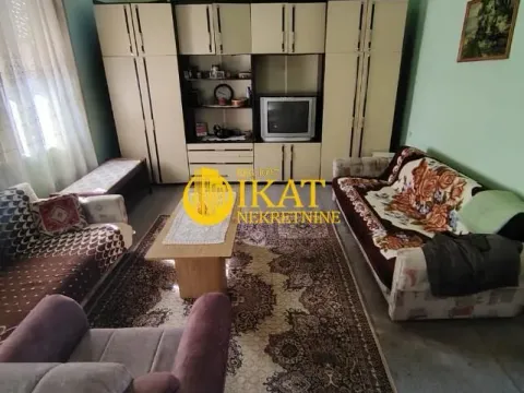 Prodaja, kuća, 145m², Titel, Novi Sad - image 2